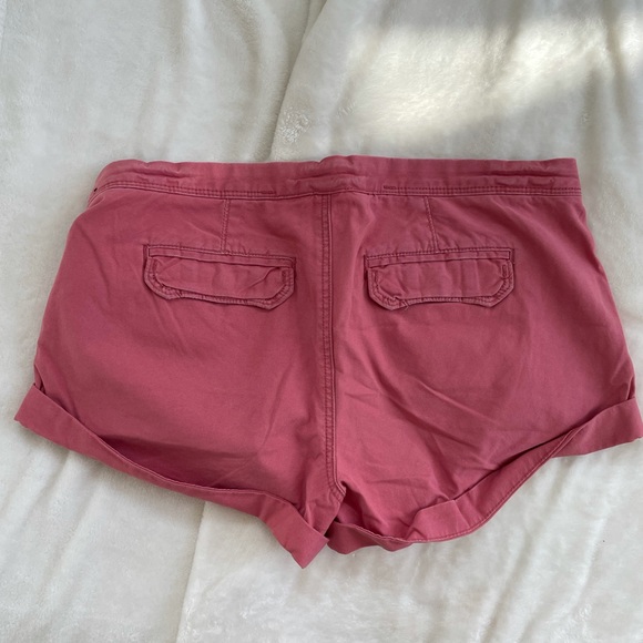 Abercrombie & Fitch Pink shorts size 2 - Picture 3 of 3